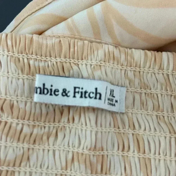 Abercrombie & Fitch  Top - Picture 6 of 8